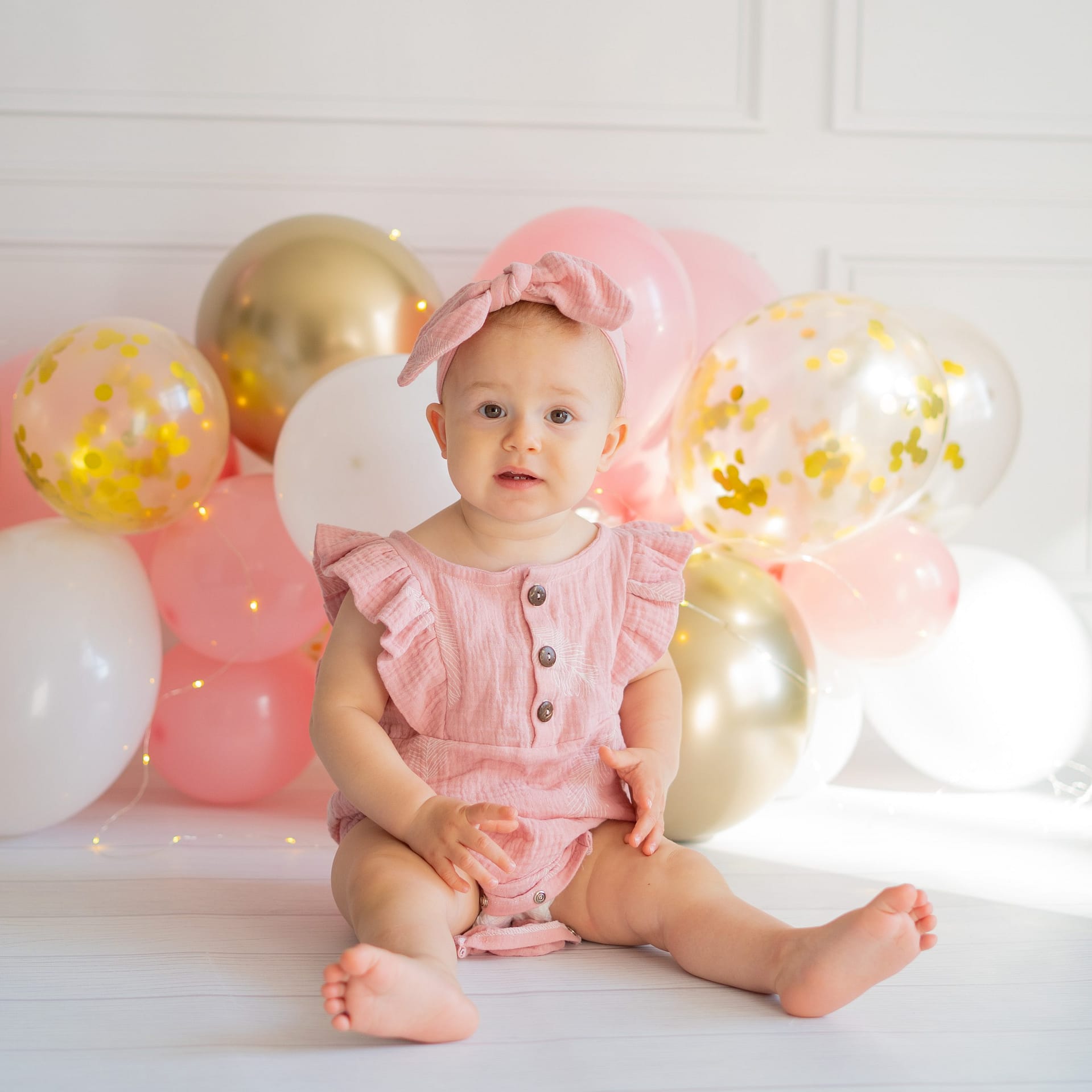 Cake Smash фотосесия 11 Cake Smash фотосесия в София от студио Bloom Atelier 8